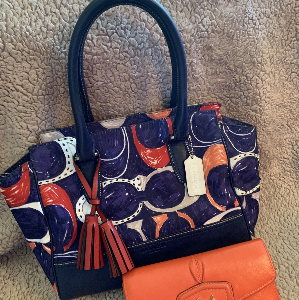 Coach purse and wallet set